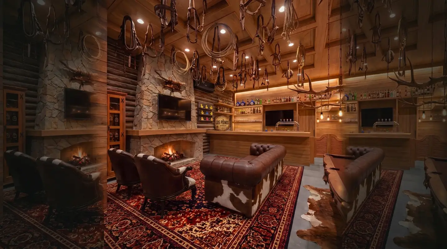 Loja Los Primos Western de moda country em Ribeirão Preto, com lareira, couro e decoração western